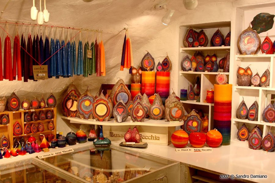 Return to gallery...