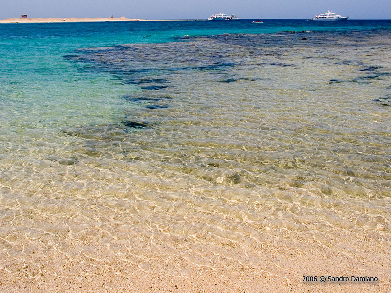 Acqua cristallina