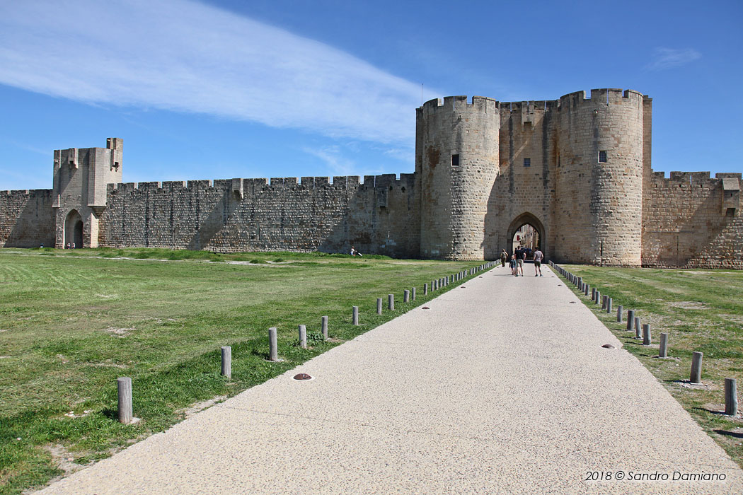 Le mura di Aigues-Mortes