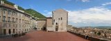 Panoramica di Gubbio dalla piazza pensile