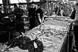 Il caratteristico mercato del pesce