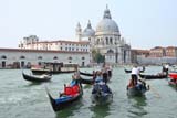 Grande traffico nel Canal Grande