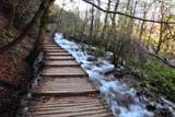 Passerella che conduce ai laghi superiori